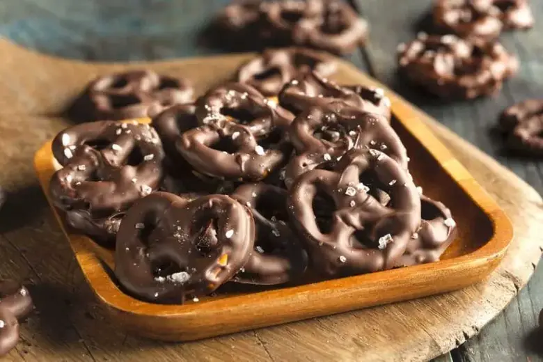 ¿Se pueden congelar los pretzels cubiertos de chocolate?