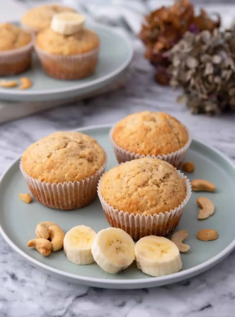 Magdalenas de platano con masa madre