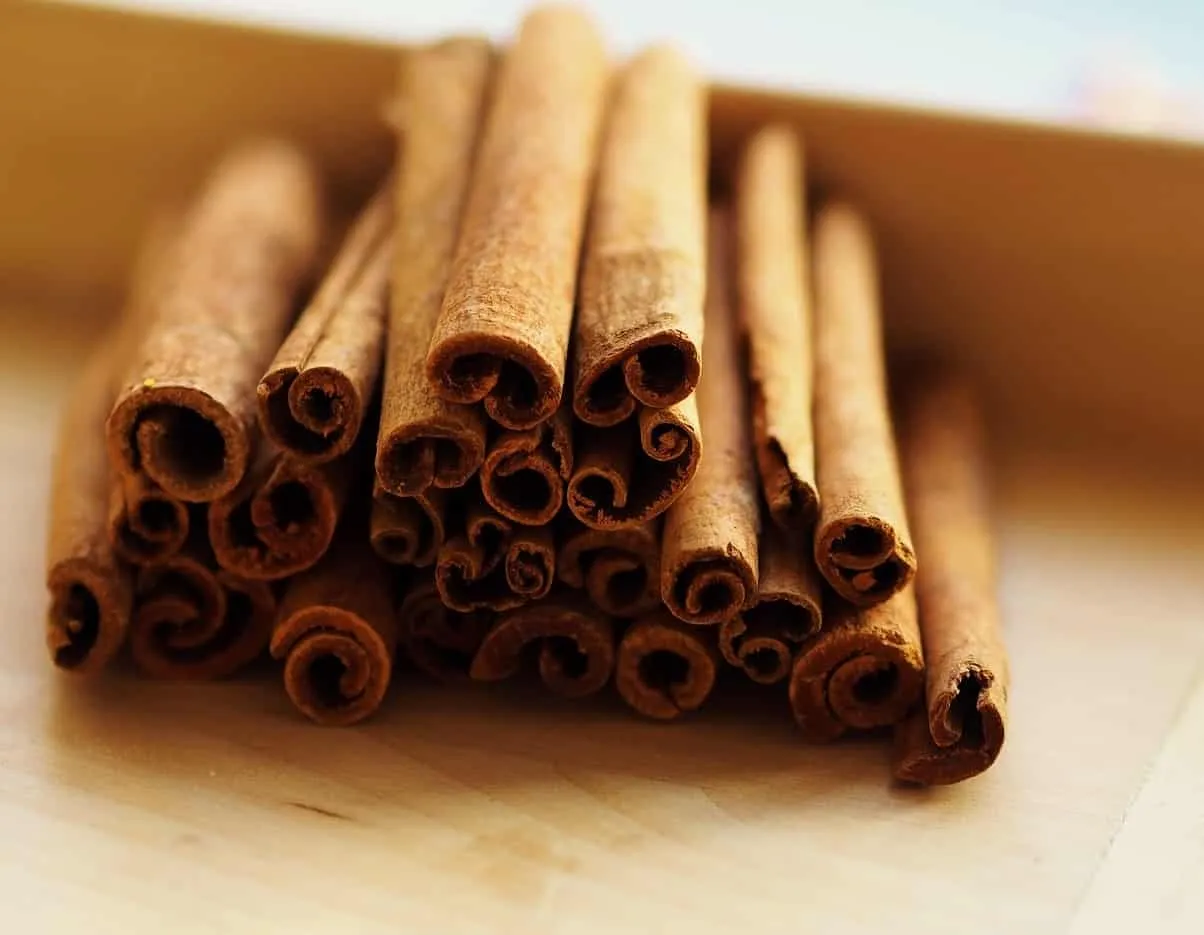Mejores sustitutos de canela para recetas culinarias