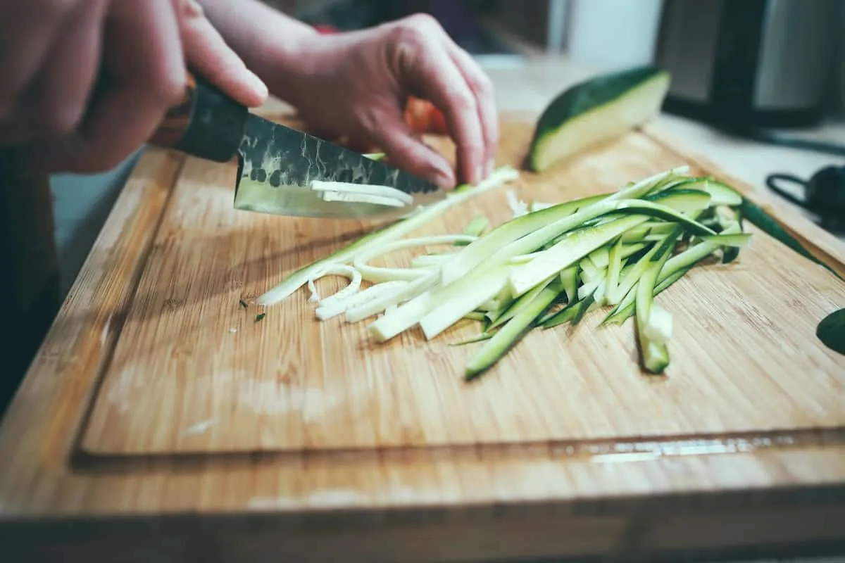 Tablas de cortar pan para cocineros, consejos y recomendaciones para elegir la mejor tabla de cortar pan en casa.